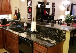 110 Bon Air Drive. Scenic Downtown Gatlinburg . Wonderful Restaurants.