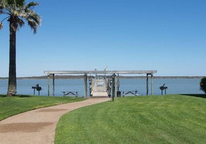 Channelview 206