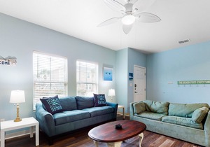 Dog-Friendly Townhouse w/ Shared Pool, High-Speed WiFi, and Central AC!
