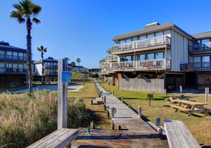 Incredible Gulf Views. Heated Pool!