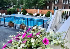 Ocean Breeze Motel