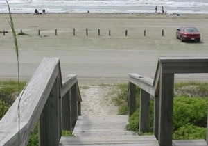 Rooftop Deck, Views, Beach Walkover, close to town- Pet Friendly
