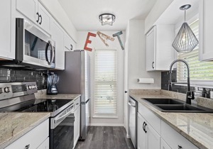 Sea La Vie | Access to Lighted Fishing Pier + Pool