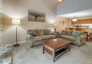 three bedroom condo with loft, sleeps 12