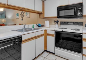 three bedroom condo with loft, sleeps 12