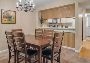 two bedroom condo sleeps 6 persons