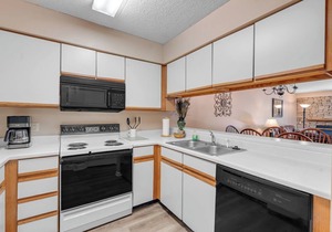 two bedroom condo sleeps 8 persons