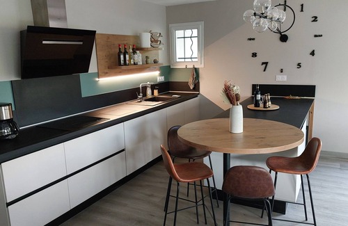 Saint Alban Auriolles House | "Échappée Manora-Chênes & Clapas" Gîte Ardèche swimming pool