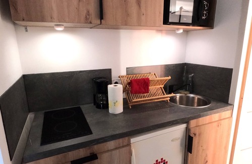 Avignon Apartment | Évasion romantique à Avignon avec jacuzzi et joli extérieur