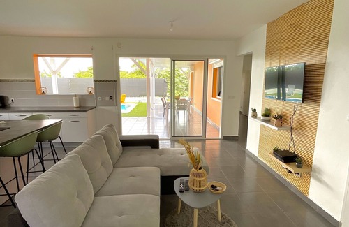 Petit-Bourg Villa | Évasion Tropicale : Villa de Rêve Avec Piscine