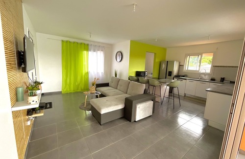 Petit-Bourg Villa | Évasion Tropicale : Villa de Rêve Avec Piscine