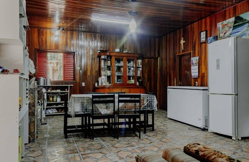 Acorizal House | Ótima casa de campo com churrasq em Acorizal/MT