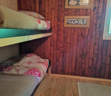 Chalais Ski Chalet | Ô Bercail Gîte de basse montagne 7' de vercorin