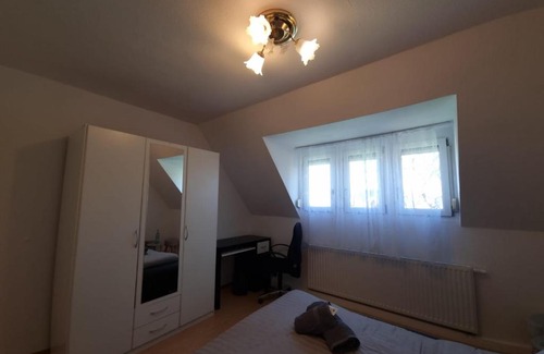 Ravensburg House | ł Grey Room - Private Room on 3rd Floor ł