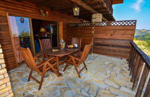 Mesaia Trikala Ski Chalet | ΑΙΟΛΟΣ-Ενοικιαζομενες Κατοικιες