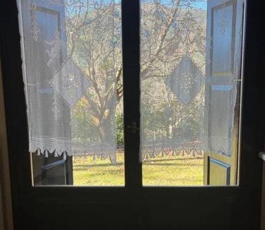 Egira House | Ανάμεσα στα Έλατα