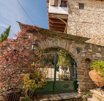 Agios Lavrentios House | Αρχοντικό 1716