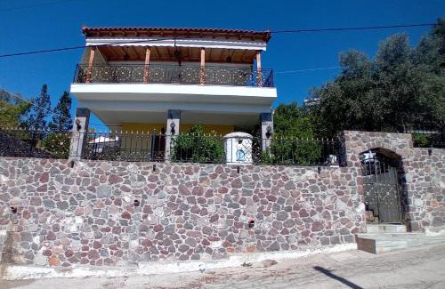 Kontos House | ΕΞΟΧΙΚΗ ΚΑΤΟΙΚΙΑ