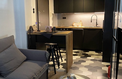 Kallithea Apartment | ιδανικο, ασφαλες, στουντιο