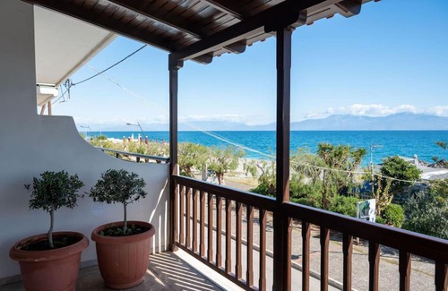 Kato Diminio House | Μεζονέτα στο κύμα