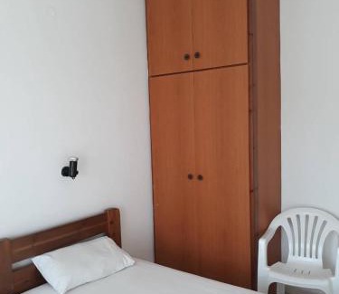 Loutsa Apartment | ΠΗΛΙΟΣ ΦΩΤΙΟΣ