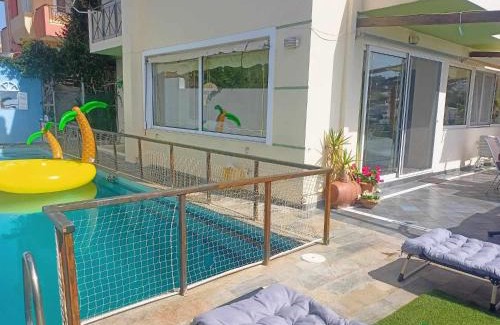 Anavyssos House | Τάνια