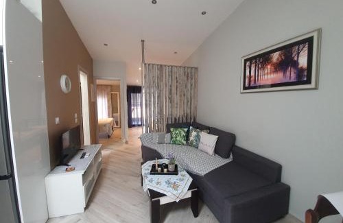 Nea Potidaia Apartment | Το σπιτι της Μπρουνας