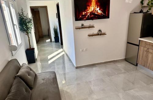 Tithorea Apartment | Το ΦΑΡΑΓΓΙ ΤΟΥ ΠΑΡΝΑΣΣΟΥ 4