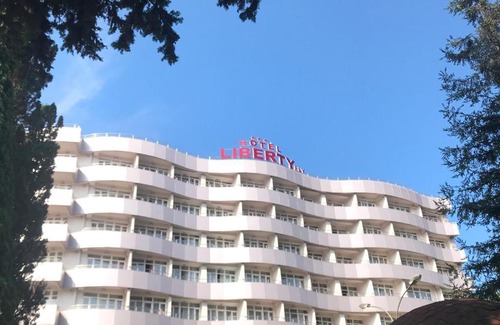 Adler City Centre Apartment | Отель Liberty fly