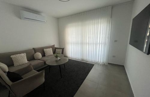 Rishon LeTsiyon Apartment | דירה בוטיק