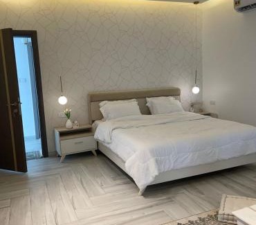 Manah Ski Chalet | إيفا شالية