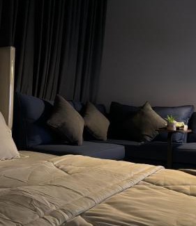 Ghirnatah Apartment | استديو قريب من المطار