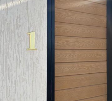 Al Riyadh Ski Chalet | اكواخ وشاليهات لوزان الريفية