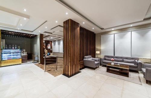 King Faisal Military City Hotel | القصر للاجنحة الفندقية احد رفيدة