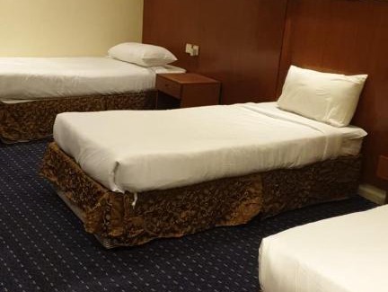 Al Aziziyah Hotel | المختارون الأول