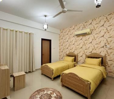 Al Ghubrah Ash Shamaliyyah Apartment | درة الغبره
