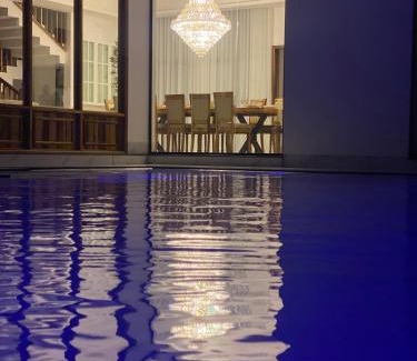 Al Hadd Ski Chalet | شالية هواك