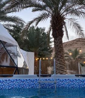 Mizail Other | شاليه البلورة باطلالة جبلية ومسبح خاص