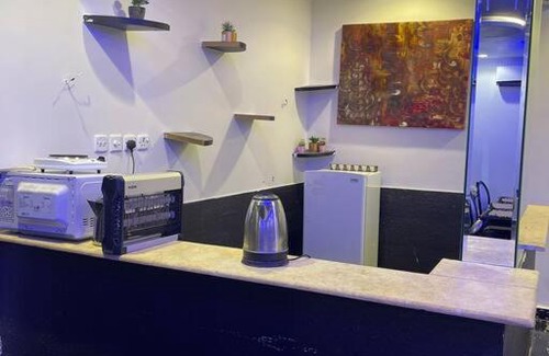 Al Mahdiyah Ski Chalet | شاليه بهيج مع مسبح