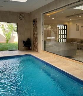 Mizail Ski Chalet | شاليه دره النقيب