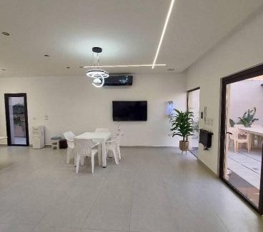 Al Rama Ski Chalet | شاليه فيلا تاج