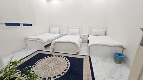 Rayyis Ski Chalet | شاليه لارا