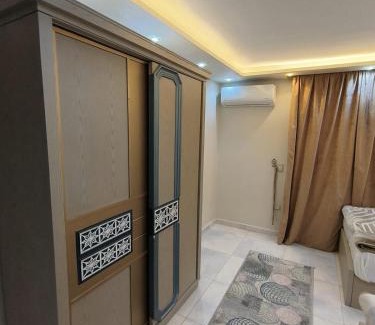 Agouza Apartment | شقة جديدة رائعة باطلالة جانبية على النيل وبالقرب من جميع الاماكن الحيوية في القاهرة المهندسين