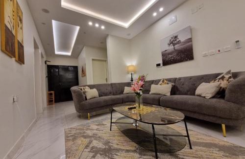 Abha Apartment | شقة فخمة غرفتين وصالة متكاملة قرب لافاندا بارك