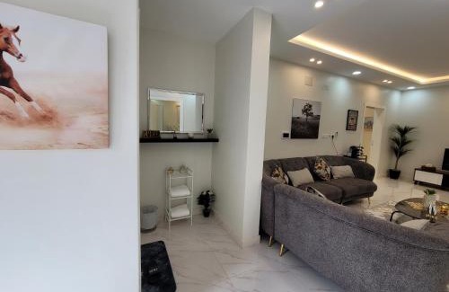 Abha Apartment | شقة فخمة غرفتين وصالة متكاملة قرب لافاندا بارك