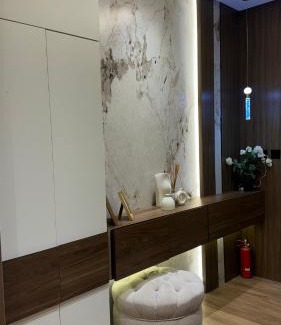 Ash Shati Apartment | شقة كبيرة فاخرة في برج المسارات