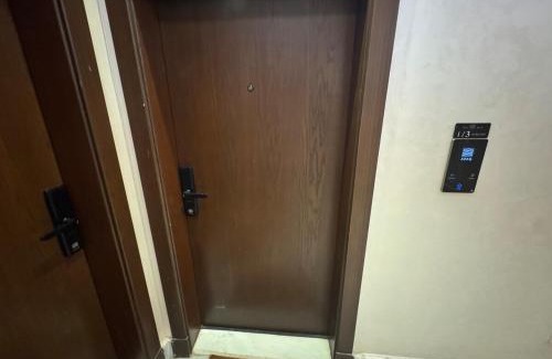 Al Wahah Apartment | شقة هادئة بصالة وغرفة نوم