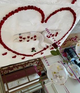 Ash Shati Apartment | شقق بإطلالة بحرية في برج داماك جدة