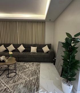 Al Ulaya Apartment | شقه لليله جميله ومريحه