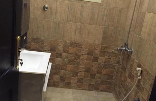 Yanbu Al Sinaiyah Apartment | شقه مفروشه